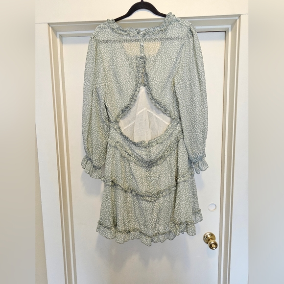 Cute Patterned Mini Dress - Picture 2 of 6